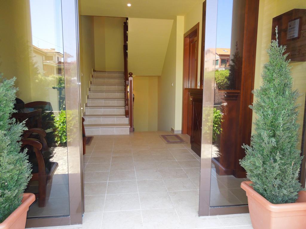 Apartamentos La Marina Ribadesella Bagian luar foto